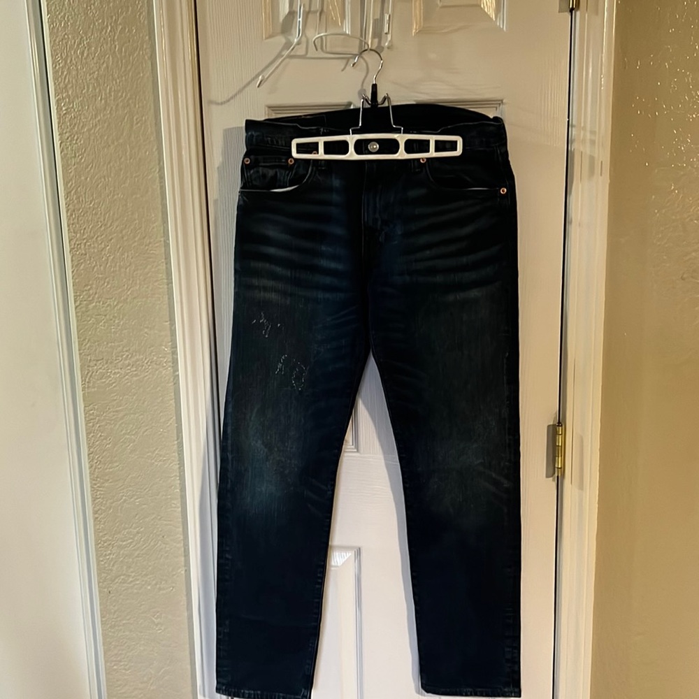USED LEVIS 502 JEANS